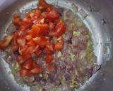 A picture of step 3 of Beetroot - green peas curry.