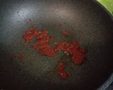 รูปขั้นตอนการทำที่ 1 ของ ไก่ผัดพริกแกงยอดมะพร้าวอ่อน