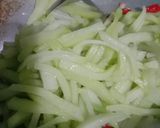 Foto langkah ke 3 dari resep Tumis Labu Siam.