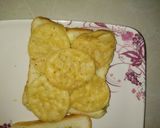 A picture of step 1 of Sevpuri sandwich.