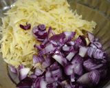 A picture of step 3 of Aloo pakoda.