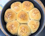 Foto langkah ke 9 dari resep Roti Kasur Menul Lembut (Roti Sobek).