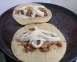 Foto del paso 1 de la receta: Quesadillas de chicharrón "3 Ingredientes"