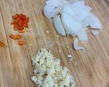 Foto langkah ke 1 dari resep Nasi goreng sederhana.
