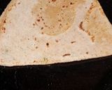 A picture of step 3 of Masala parantha.