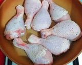 Foto del paso 3 de la receta Muslos de pollo en salsa de limón, ajos y perejil