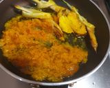 Foto langkah ke 2 dari resep Udang Kentang Kuah Kuning.