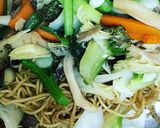 Hình bước làm 3 của món Mì xào chay 🍝🍲🥗🥦🥕🍅