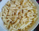 Foto langkah ke 1 dari resep Mac and cheese carbonara.