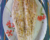 Foto del paso 7 de la receta: Merluza con hojaldre rellena de gambas y pimientos del piquillo