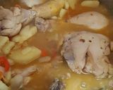 Foto del paso 7 de la receta: Pollo a la cacerola súper económico