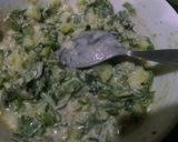 A picture of step 2 of Yogurt Mint Egg Sandwich.