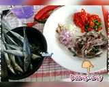 Foto langkah ke 1 dari resep Oseng Iwak Klotok (ikan asin).
