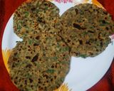 बथुआ का थेपला (bathua ka thepla recipe in Hindi) रेसिपी चरण 4 फोटो