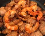 Hình bước làm 3 của món Thịt ba chỉ không bì rang tôm bóc vỏ tại Nhật