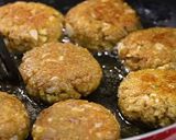 A picture of step 5 of Chana dal &soya chunks tikki /pettis (Roasted).