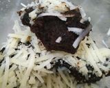 Foto langkah ke 11 dari resep Brownat (brownies donat) Kukus, eggless.
