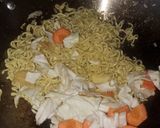 Foto langkah ke 3 dari resep Mie Goreng simpel.