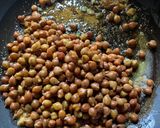 A picture of step 3 of Black Chana Chaat.