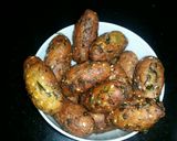 A picture of step 4 of Methi Bullets.