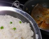 Foto del paso 4 de la receta Dorada con salsa de tomate y cilantro y arroz basmati