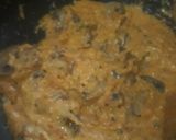 A picture of step 5 of Mushroom in red thai gravy.