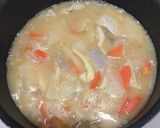 Hình bước làm 4 của món Tonjiru Soup (canh rau củ kiểu Nhật)