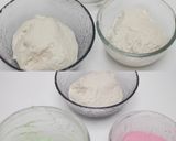 Foto langkah ke 2 dari resep Hanami Dango - Tricolor Mochi Tofu.