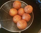 A picture of step 5 of Rava/ Suji Gulab Jamun.