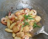 Foto langkah ke 4 dari resep Tumis Udang Putren.
