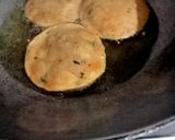 A picture of step 5 of Urad Dal Masala Kachori.