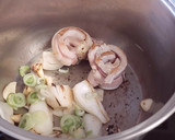 Foto del paso 1 de la receta: 🍜 Ramen, con shiitake y panceta
