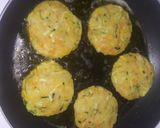 Foto del paso 1 de la receta: Tortitas de papa con zucchini, zanahoria y queso
