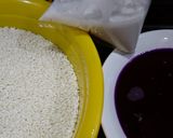 Hình bước làm 1 của món Xôi lá cẩm cốt dừa