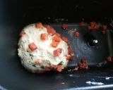 Foto del paso 3 de la receta: Baguettes con chorizo queso parmesano y perejil