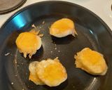 Φωτογραφία βήματος 4 της συνταγής Eggs in a blanket toast