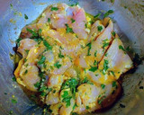 Foto del paso 5 de la receta: Filetes de pechuga de pollo al limón y curry amarillo hingú