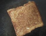 A picture of step 3 of Brown bread spicy sandwich.