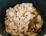 Foto del paso 5 de la receta: Pollo en salsa
