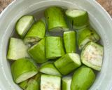 รูปขั้นตอนการทำที่ 1 ของ ผัดมะเขือยาวใส่หมูสับ