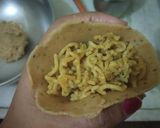 A picture of step 6 of Oats Maggi Samosa.