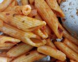 टोमेटो बेसिल क्रीमी पास्ता (Tomato besil creamy pasta recipe in hindi) रेसिपी चरण 5 फोटो
