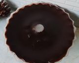 Foto langkah ke 4 dari resep Chocolate Moist Cake.