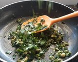 લસણીયો ભરેલો રોટલો (Lasaniyo Bharelo Rotlo Recipe In Gujarati) રેસીપી સ્ટેપ1ફોટો