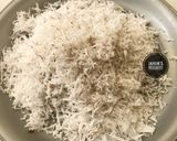 A picture of step 1 of Coconut White Rice.