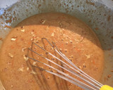 Foto del paso 3 de la receta: Bizcocho de zanahorias con pasas, nueces y orejones