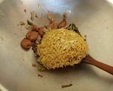 Foto langkah ke 5 dari resep Mie goreng simpel.
