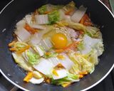 Foto langkah ke 3 dari resep Orak-Arik Wortel Sawi Putih.