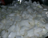 Foto del paso 1 de la receta: Arroz integral salteado con cebolleta y atún 😋🍽