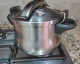 Foto del paso 11 de la receta: Alubias blancas con coles y doble sofritada